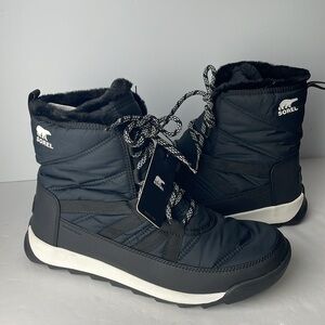 NEW Sorel Whitney 2 Short Lace Up Ankle Boots